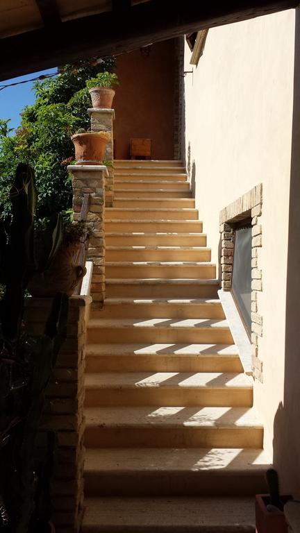 לינה וארוחת בוקר פינטו Agriturismo Col Morino מראה חיצוני תמונה